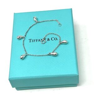 Authentic Tiffany  & CO. Elsa Peretti 5 Teardrop Bracelet.
